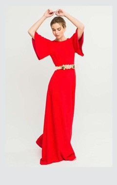 Comprar online vestido largo rojo de fiesta con espalda abierta para invitada de boda de tarde o noche madrina de boda hermana de la novia o dama de honor graduacion o congreso de apparentia collection