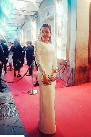 nuria herrero con vestido blanco neopreno viena en gala fotogramas 2017 vestido apparentia