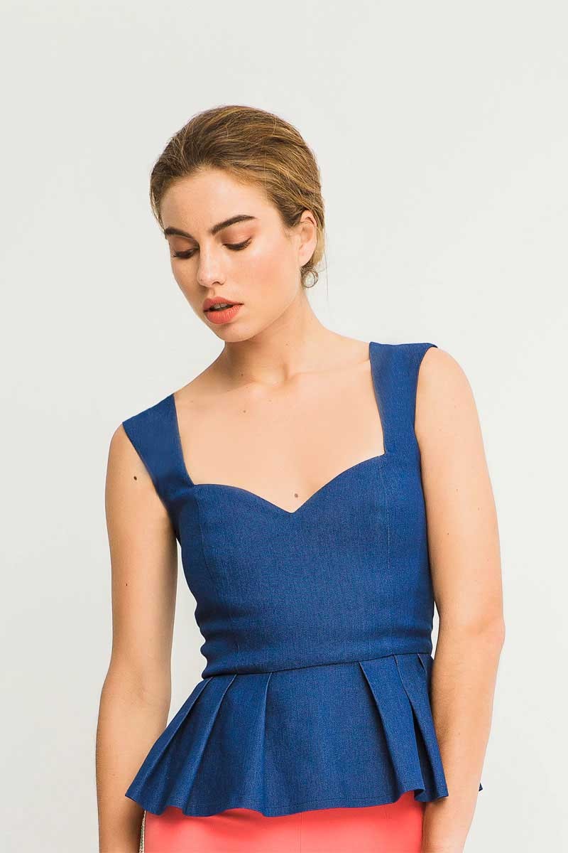 Shoponline top vaquero azul de tirantes anchos con escote corazon y peplum en cintura para invitada de fiesta bautizo comunion evento cena de empresa