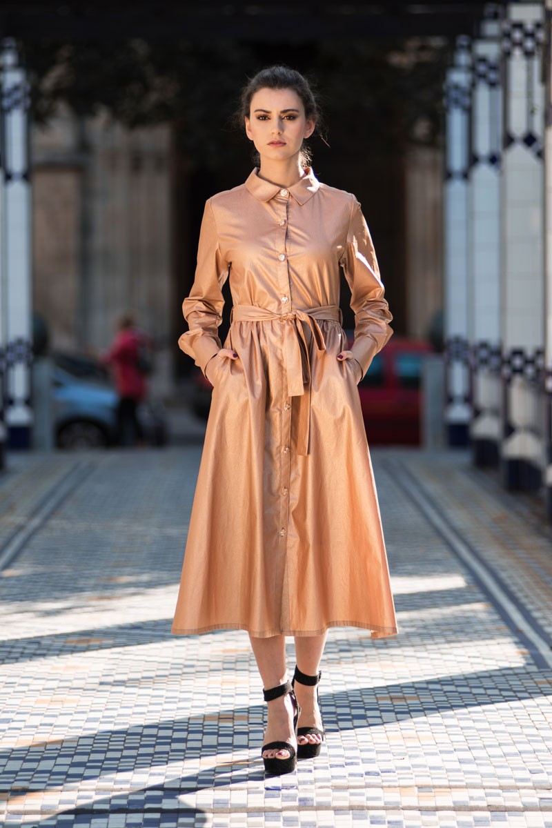 vestido midi camisero algodon encerado  oro tostado rosa botones dorados con cinturon y manga larga para eventos, vestidos para fiestas, vestidos para galas, celebraciones de apparentia