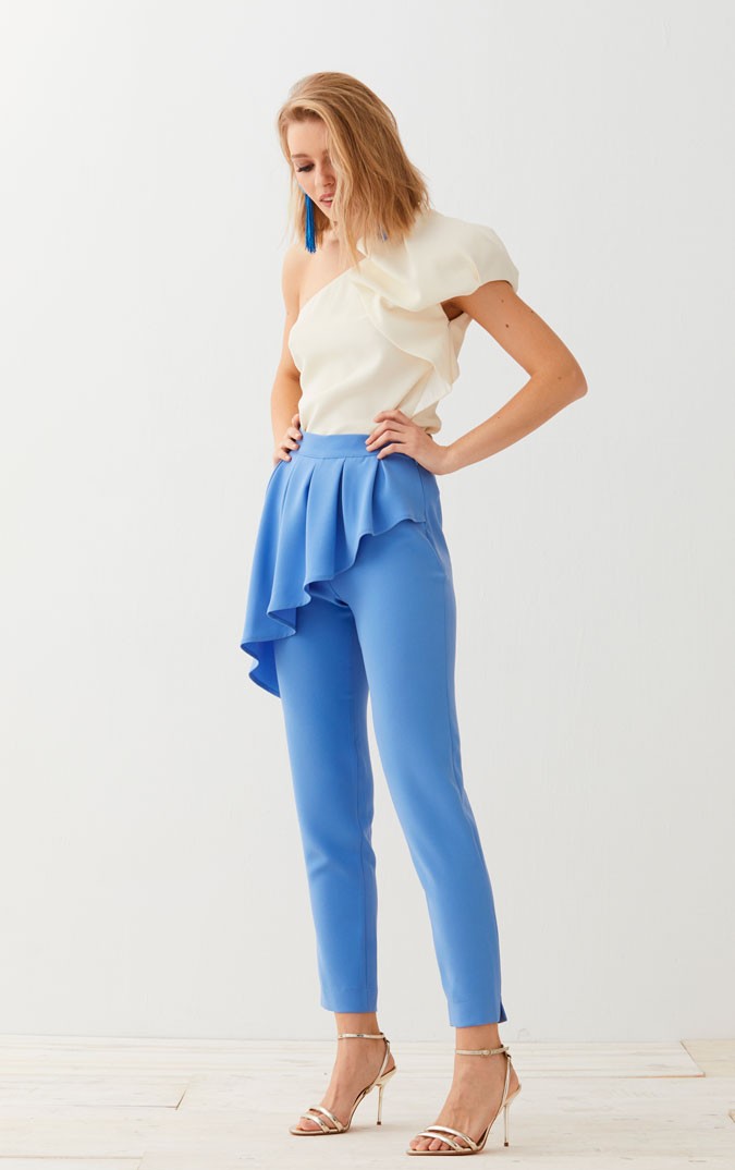 shopping top blanco abullonado perfecto para combinar con pantalon de crepe con peplum bodas graduacion bautizos