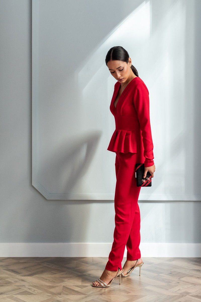 comprar online mono rojo largo con peplum para invitada eventos fiestas bautizos comuniones bodas ocasiones especiales coctel madrina nochevieja apparentia