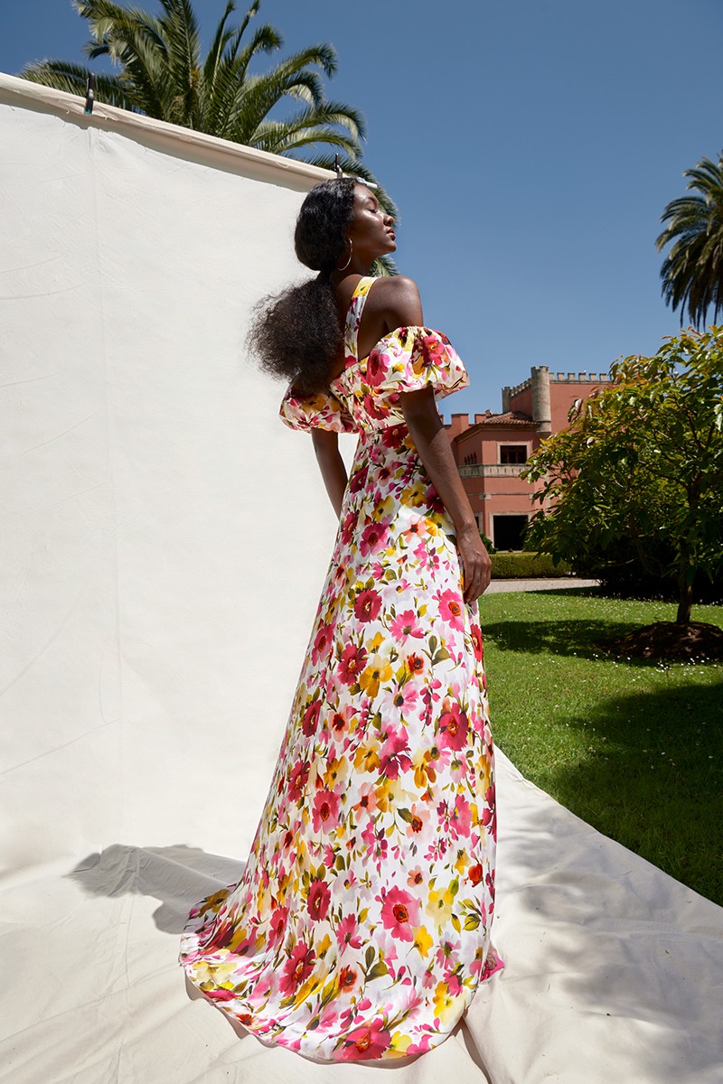  vestido estampado de flores con escote corazon y manguitas de quita y pon para invitada a boda verano, graduacion