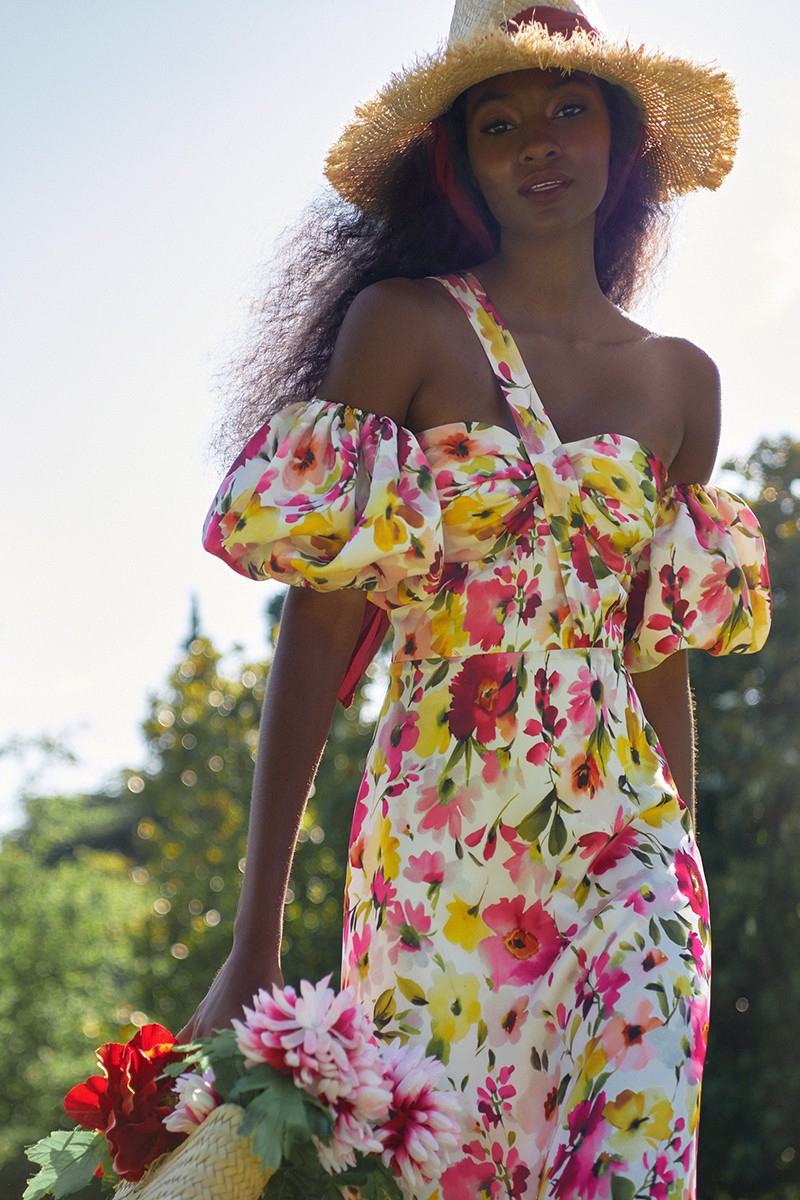 comprar vestido de fiesta estampado  largode flores con escote corazon y manguitas de quita y pon para invitada a boda verano, graduacion