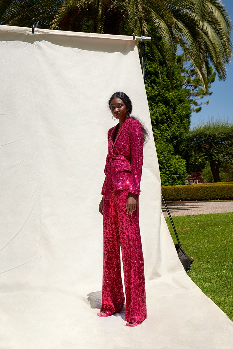 conjunto de lentejuelas rosa fuerte de chaqueta y palazzo para fiesta de noche primavera verano