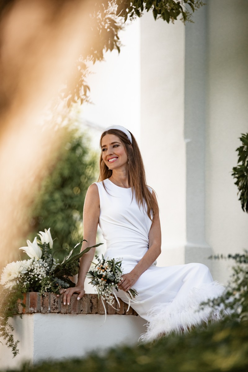  novia original vestido de crepe con pluma en color blanco para invitadas boda comunion bautizo fiesta graduacion, mama de comunion, mama de bautizo