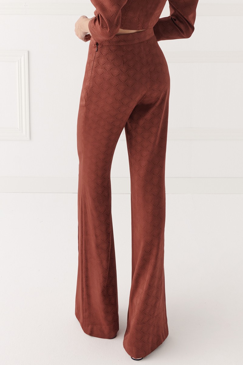 Pantalón palazzo jacquard fluido marron para invitadas bodas, bautizo, eventos, cocktail, fin de semana, nochevieja, shoponline, apparentia