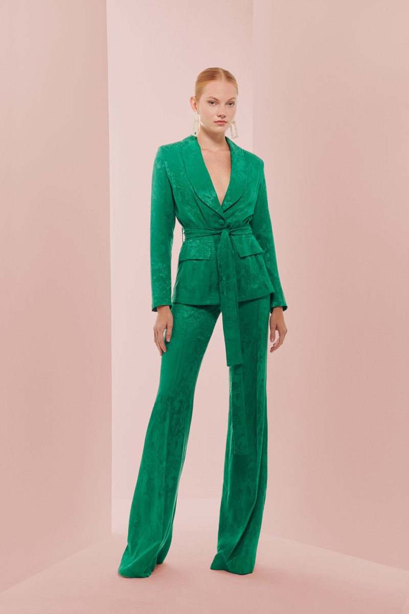 comprar online traje de chaqueta en jacquard fluido verde  Blazer  con cuello esmoquin y cinturon para boda,  invitada, fiesta, celebracion, coctel, comunion