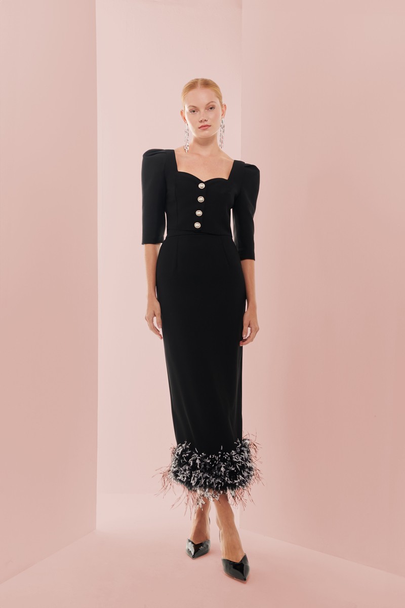 comprar Conjunto de falda  plumas y top negro con manga francesa, escote corazon y botones joya para invitada boda invierno, evento, comunion, fiesta, navidad, shoponline